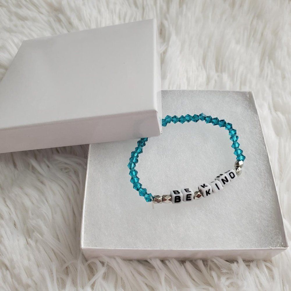Be Kind Beaded Stretch Bracelet